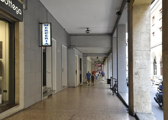 Ur-nest San Felice Διαμέρισμα Μπολόνια